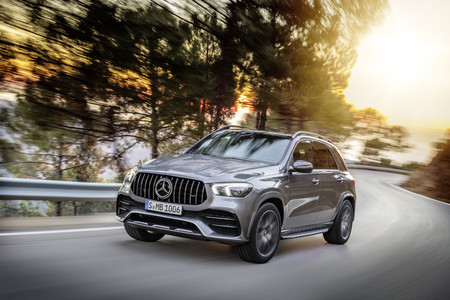 Mercedes-AMG GLE 53 4MATIC+: un SUV deportivo de seis cilindros, con dos turbos y compresor eléctrico