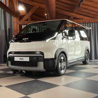 Hemos conocido al Kia PV5 y podemos confirmarlo: las furgonetas eléctricas son los nuevos monovolúmenes para toda la familia