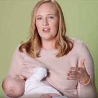 Una candidata a gobernadora causa revuelo al aparecer amamantando a su bebé en el vídeo de su campaña