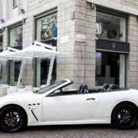 Casa Maserati, donde puedes desde tomar un café hasta probar un deportivo