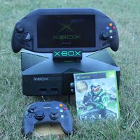 Después de 4 meses de trabajo y varios cientos de euros, un aficionado a Xbox consigue crear la primera consola portátil de la compañía