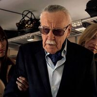 Stan Lee se pasó media vida colándose en el UCM, pero en su cameo más loco no había ni un superhéroe 