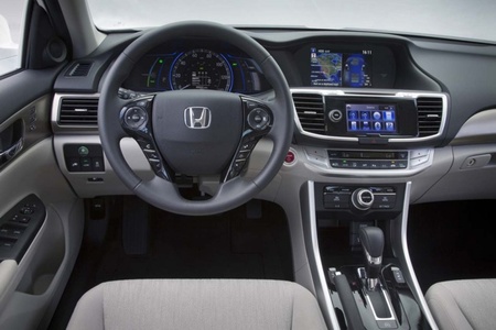 Honda Accord 2013 Híbrido 02