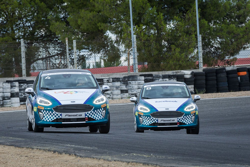 24 Horas Ford 2017: el arte de correr mucho y gastar poco por una buena causa