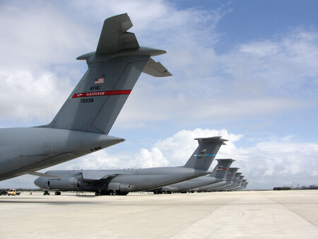 Us Navy 100417 F 4984m 078 Aircraft Assigned To The U S Air Force Air Mobility Command Are On The Flight Line At Naval Station Rota Spain