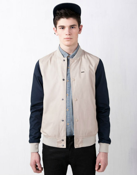Pull & Bear planta cara al otoño por 15,99 euros