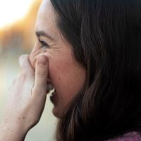 Un experimento analiza el sentido del humor de ChatGPT y descubre que la IA repite los mismos chistes malos una y otra vez