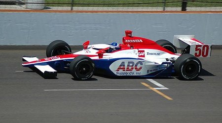 Bicampeón de la Indy 500 arrestado por participar en carreras ilegales
