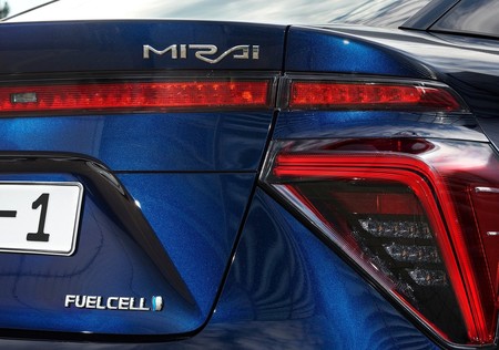 Toyota Mirai 2016 1600 74