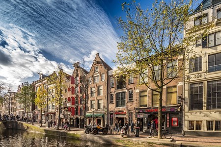 La revolución lisérgica de Ámsterdam o por qué las drogas están permitidas en Holanda 