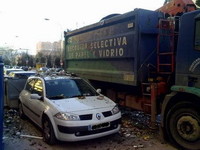 Dejar el coche en la calle tiene sus peligros (IV)