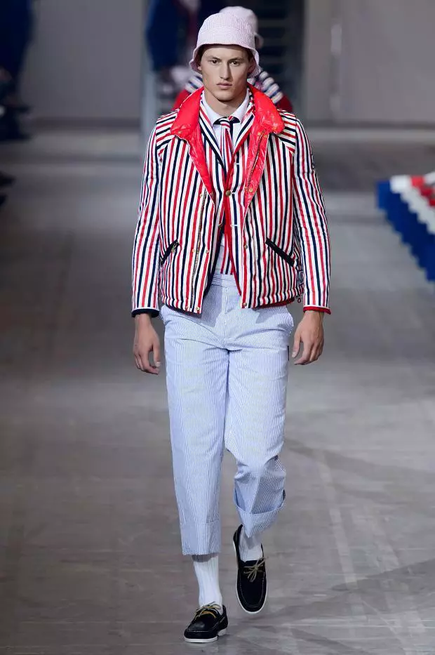 Foto de Moncler Gamme Bleu Primavera Verano 2016 (20/48)