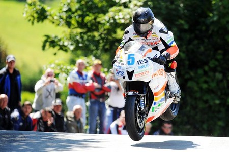 Bruce Anstey padece múltiples tumores. Es duda para correr en 2018