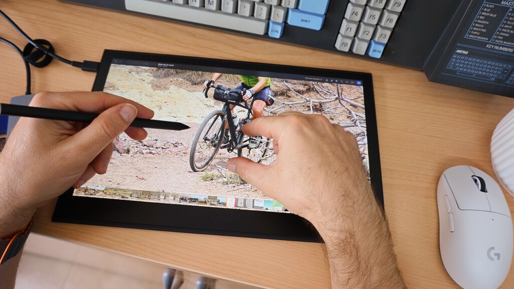 Wacom Movink, análisis: este monitor interactivo es lo que querría tener como compañero de trabajo (si supiera dibujar bien)