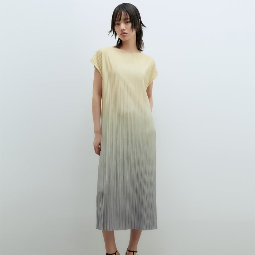 Sfera - Vestido t�nica plisada.