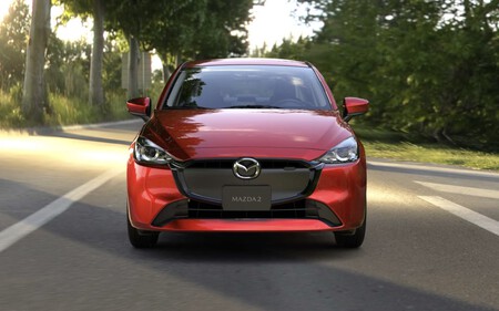 Mazda 2 sedán