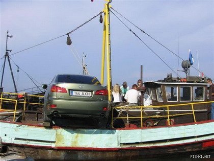 Coche en ferry