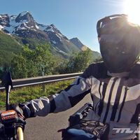 El invierno ha sido una excusa típica para aparcar la moto. Con estos accesorios baratos dirás adiós al frío