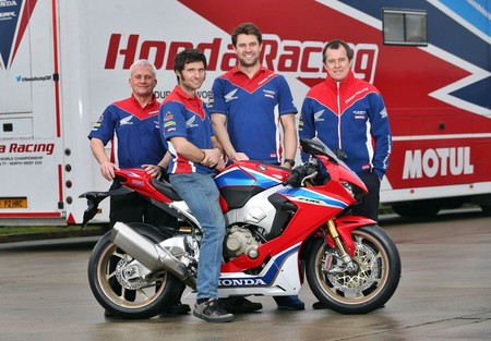 ¡Notición! John McGuinness y Guy Martin juntos el IOMTT con las nuevas Honda CBR1000RR Fireblade SP2