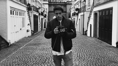 El resultado de las fotos de Brooklyn Beckhan para la campaña Brit Rhythm de Burberry