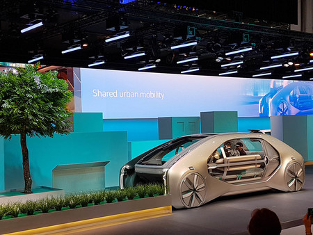 El Renault EZ-GO es el taxi del futuro: autónomo, eléctrico y compartido