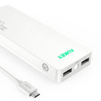 Power bank de Aukey con 12000 mAH a 16,99 euros por tiempo limitado en Amazon