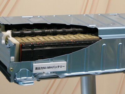 Baterías NiMh bipolares, ¿son una alternativa real para el coche eléctrico? 