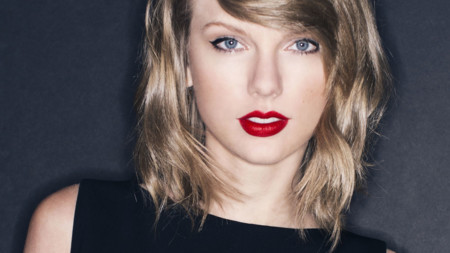 Los famosos siguen siendo un excelente gancho para los juegos móviles, llega Taylor Swift