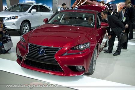Lexus desvela en Detroit el IS300h, se venderá en Europa pero no en EE.UU.