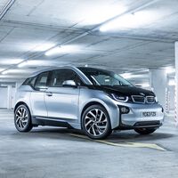 Reparar la batería de su BMW i3 le iba a costar 1.4 millones de pesos: una factura que resume todo el problema de los autos eléctricos