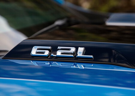 General Motors V8