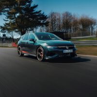 Volkswagen tomó un auto normal, le metió 325 caballos y le dio la vuelta al circuito más difícil del mundo más rápido que nadie