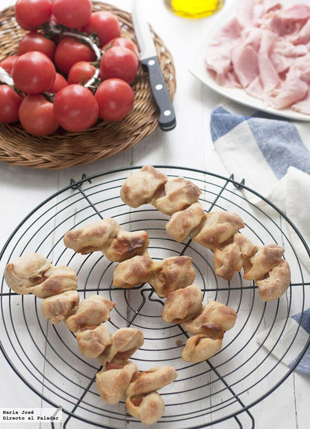 Espigas de pan rellenas de bacon. Receta