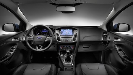 Ford Focus 2014 interior (Sync 2)