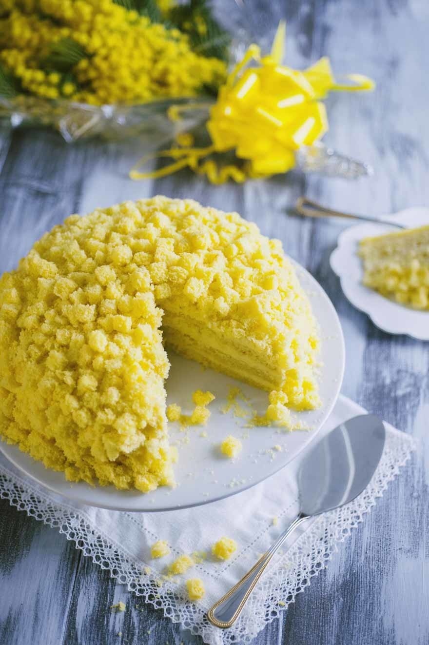 En toda Italia se toma esta tarta en el Día de la Mujer, y tiene un porqué feminista