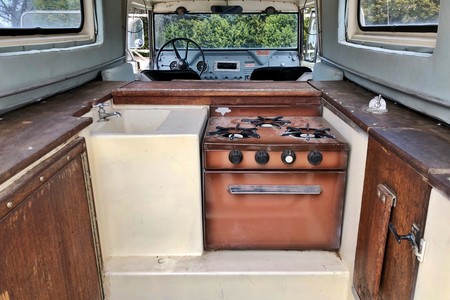 International Harvester Scout 80 Camper Deluxe 1963 11