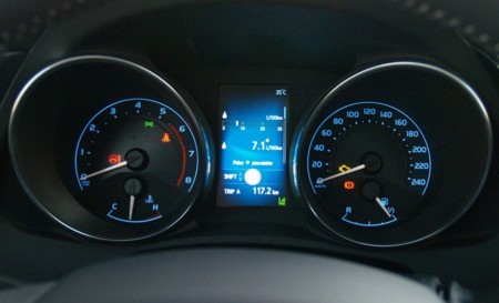 Toyota Auris 120t 23