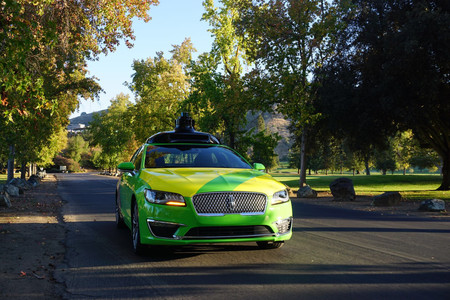 AutoX es la marca china que se quiere colar en el jardín de Waymo (Google) a jugar con coches autónomos
