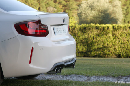 BMW M2 8