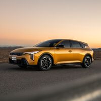 Kia K4 Hatchback GT-Line Turbo 2026 llega a México: 190 HP y suspensión multilink para competir contra SEAT y Mazda, precio y lanzamiento