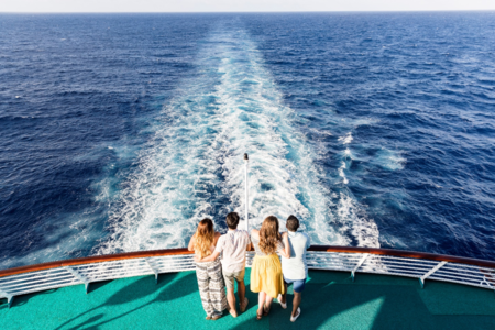 Cruceros: ¿ciudades flotantes para toda la familia?