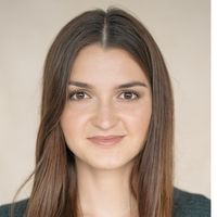 "Becoming Mother", el proyecto fotográfico que captura el antes y después de ser madre en la mirada de 33 mujeres