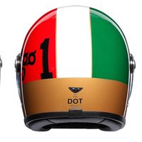 AGV rinde tributo a Giacomo Agostini con estos preciosos cascos modernos de corte retro