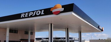 En 2022 la guerra en Ucrania trajo la guerra de precios en las gasolineras. La CNMC cree Repsol nos engañó con sus descuentos y le ha caído una multa 