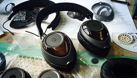 Estos auriculares ORA que se financian en KickStarter se basan en el grafeno para lograr una mayor calidad de sonido
