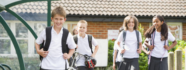 Uniformes unisex para la escuela y el trabajo, el debate llega al Congreso 