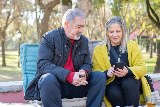 Personas Mayores Moviles
