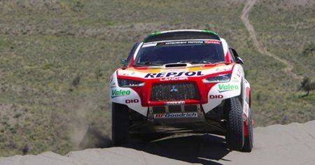 Dakar2009-Mitsubishi-Racing-Lancer.jpg
