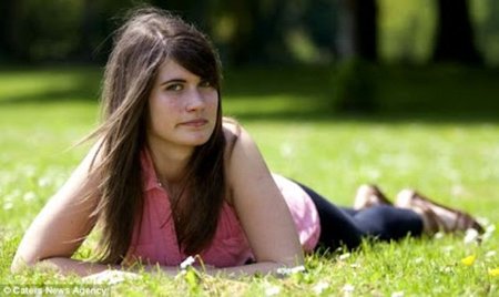 La montaña rusa que frenó el tumor cerebral de una chica de veinte años