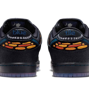 Nike ha lanzado las zapatillas azul noche con detalles primaverales más bonitas para la primavera
